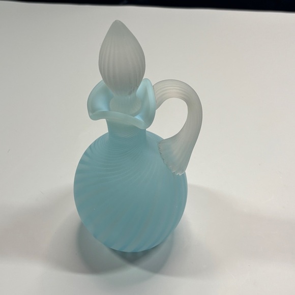 Rare Fenton Rib Optic Blue Satin Cruet c.1950 - Picture 4 of 16